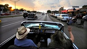 Illustration for article titled A Jalopnik Woodward Dream Cruise Meetup, Cadillacs set a record, and car sales will soon suck